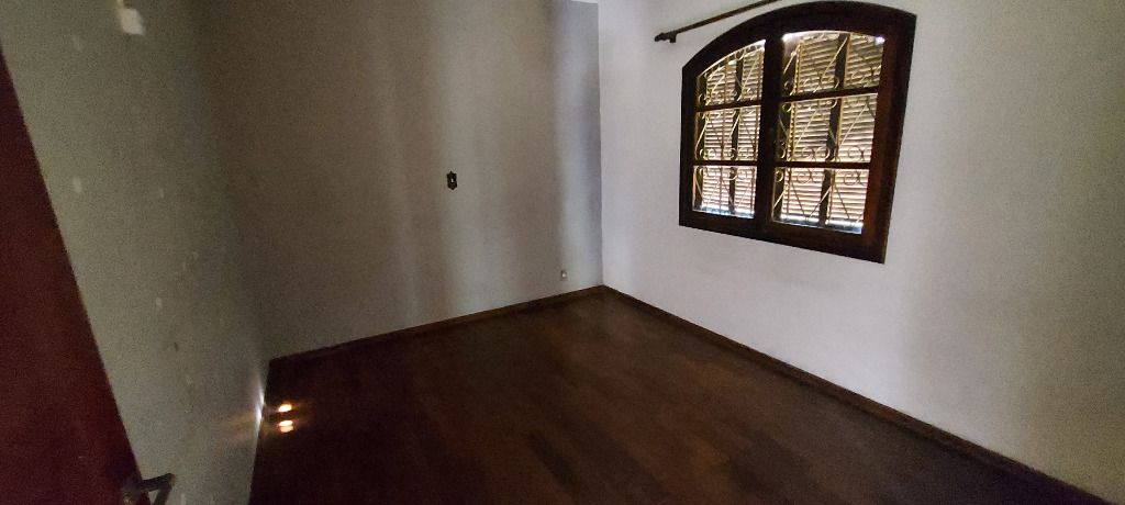 Casa de Condomínio à venda com 3 quartos, 300m² - Foto 16