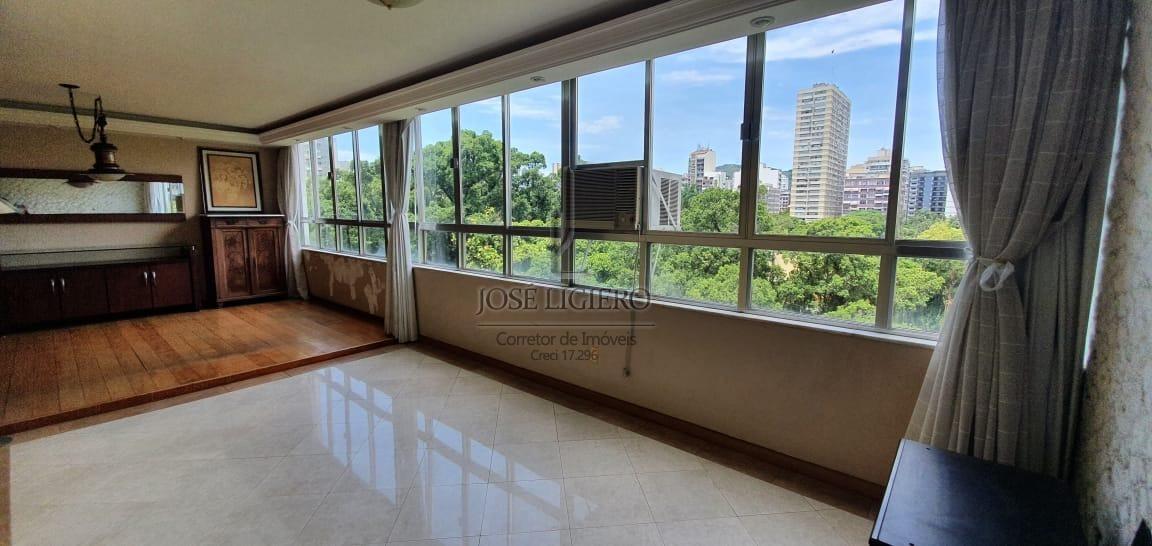 Apartamento à venda com 3 quartos, 146m² - Foto 1