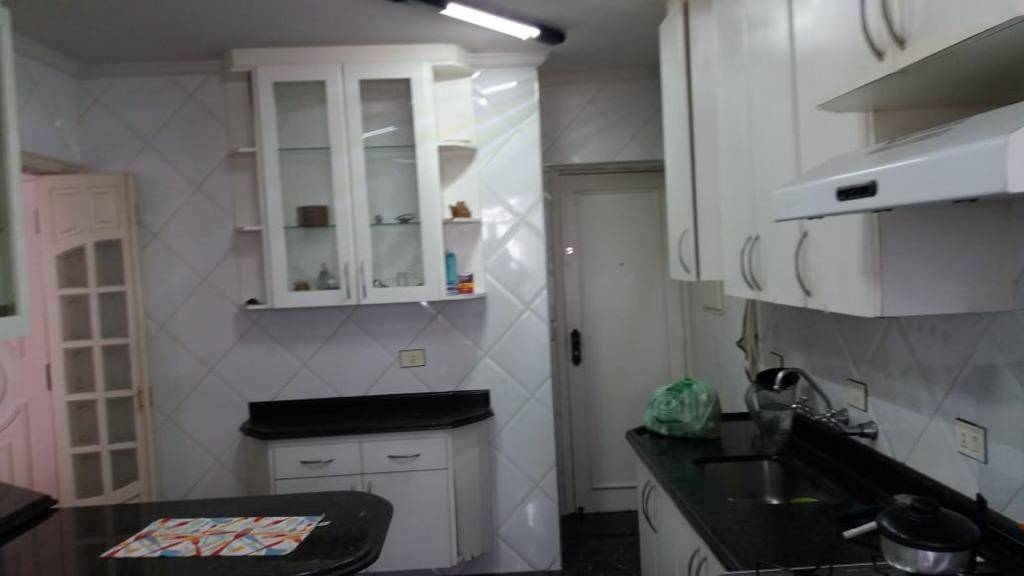 Apartamento à venda com 3 quartos, 96m² - Foto 8