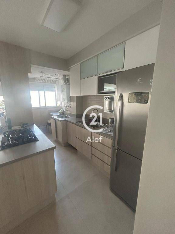 Apartamento à venda com 2 quartos, 79m² - Foto 4