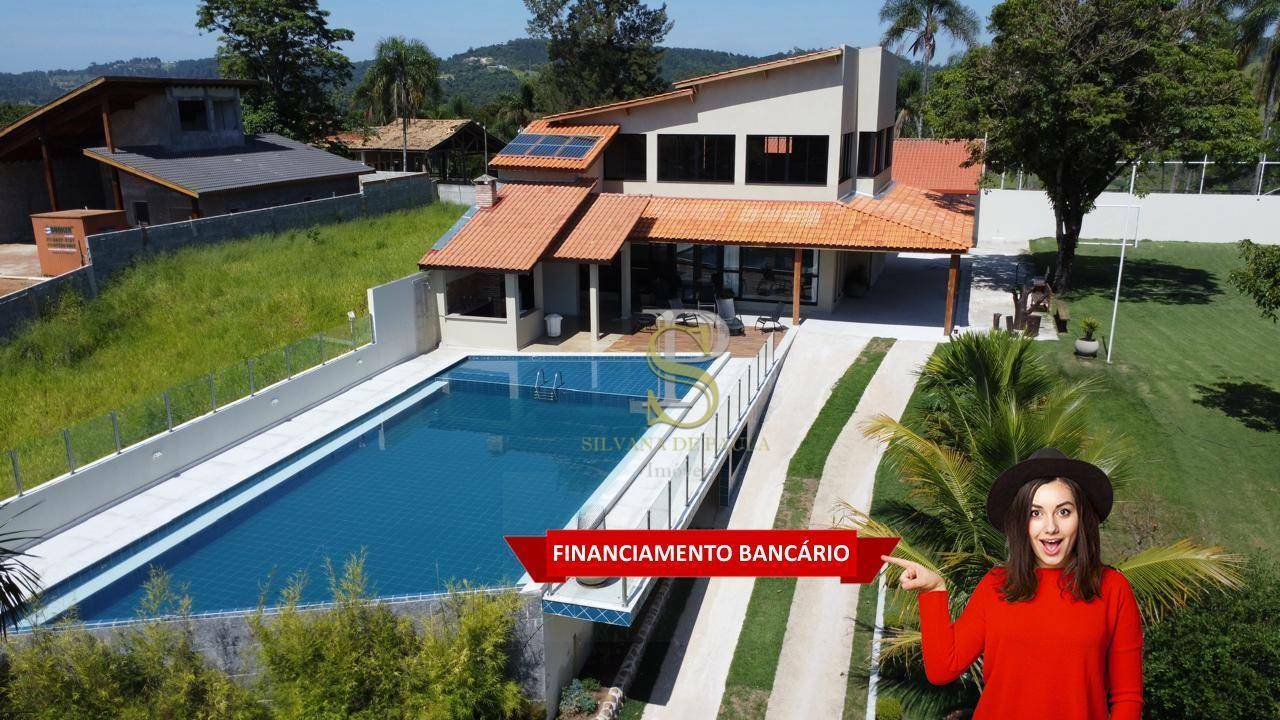 Chácara à venda com 5 quartos, 950m² - Foto 1