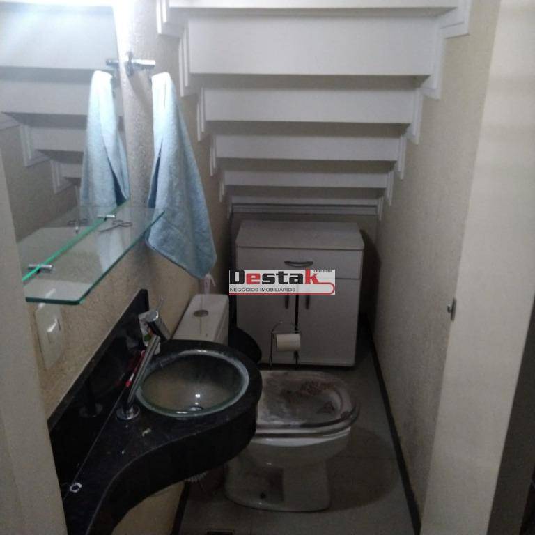 Sobrado à venda com 3 quartos, 180m² - Foto 24