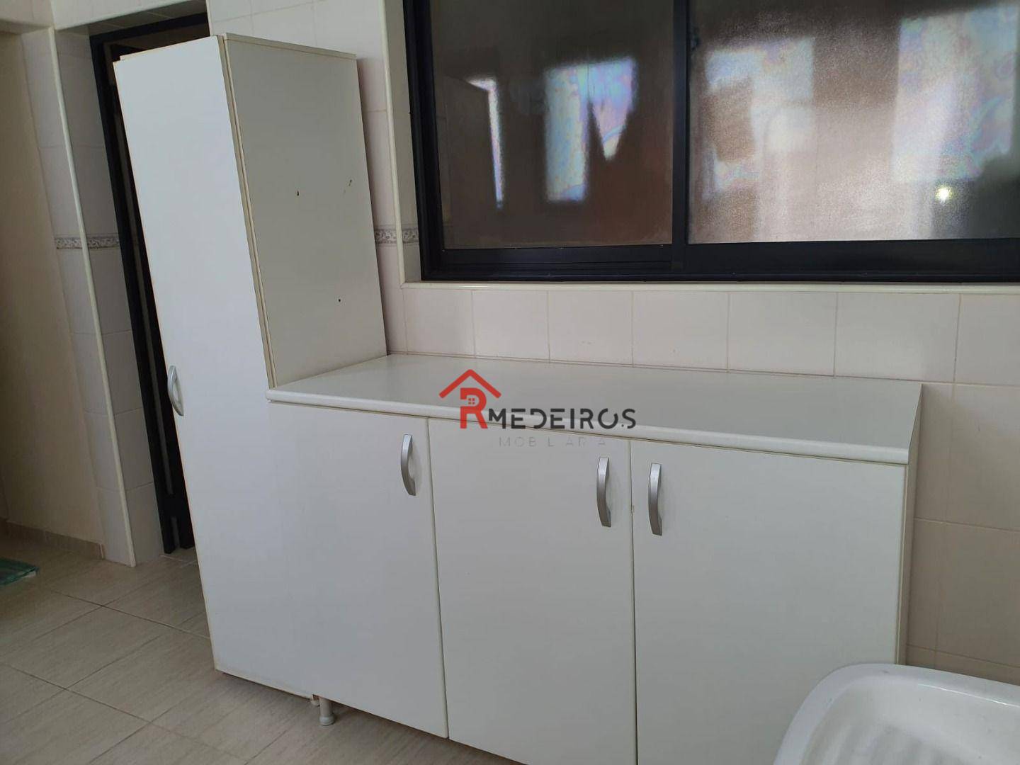 Apartamento à venda com 3 quartos, 161m² - Foto 13