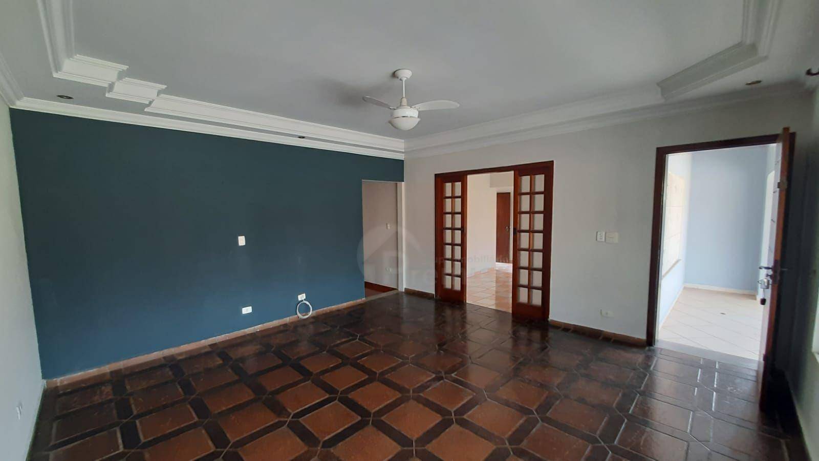 Casa à venda com 3 quartos, 190m² - Foto 7