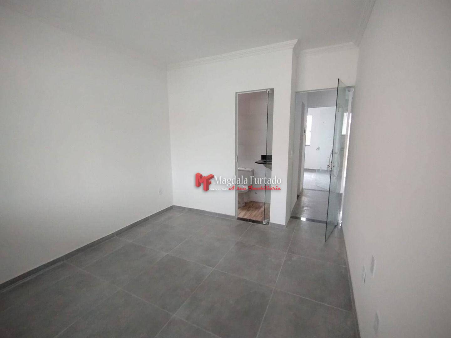 Casa à venda com 2 quartos, 70m² - Foto 13