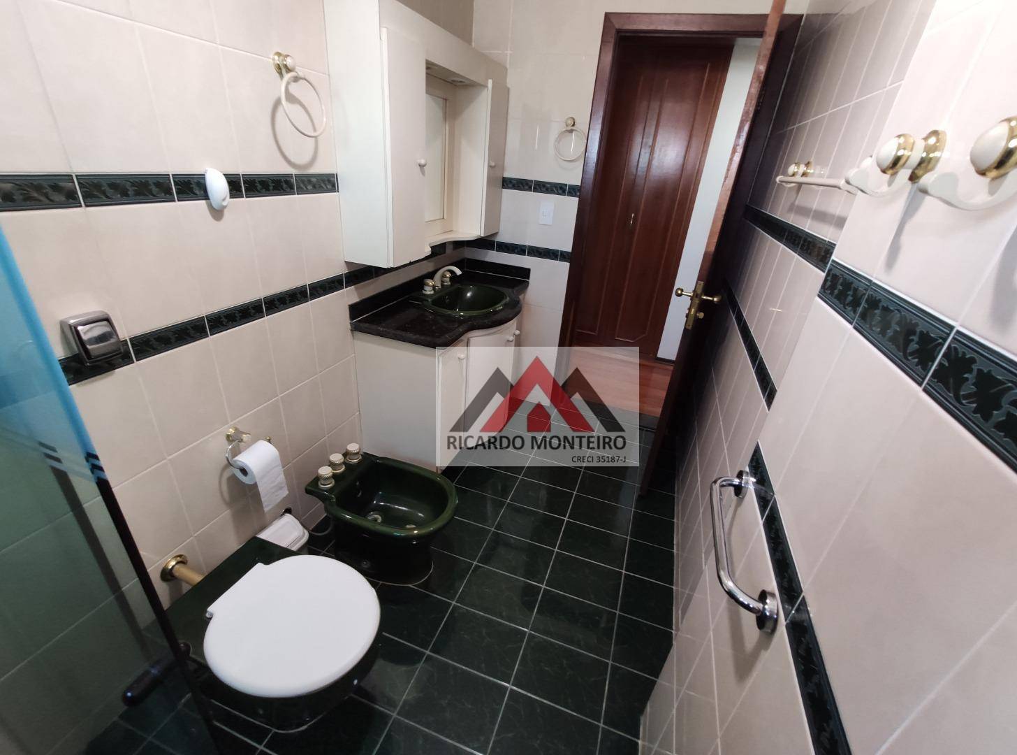 Apartamento à venda e aluguel com 4 quartos, 180m² - Foto 16