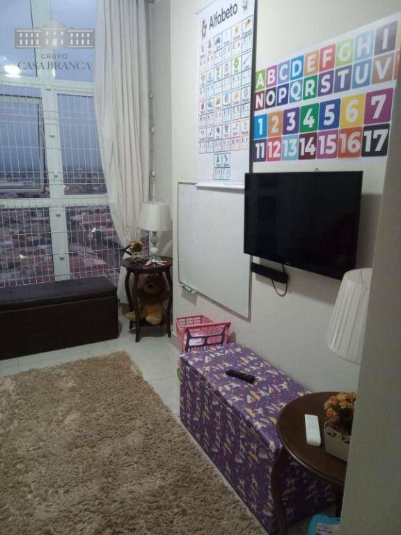 Apartamento à venda com 3 quartos, 232m² - Foto 6