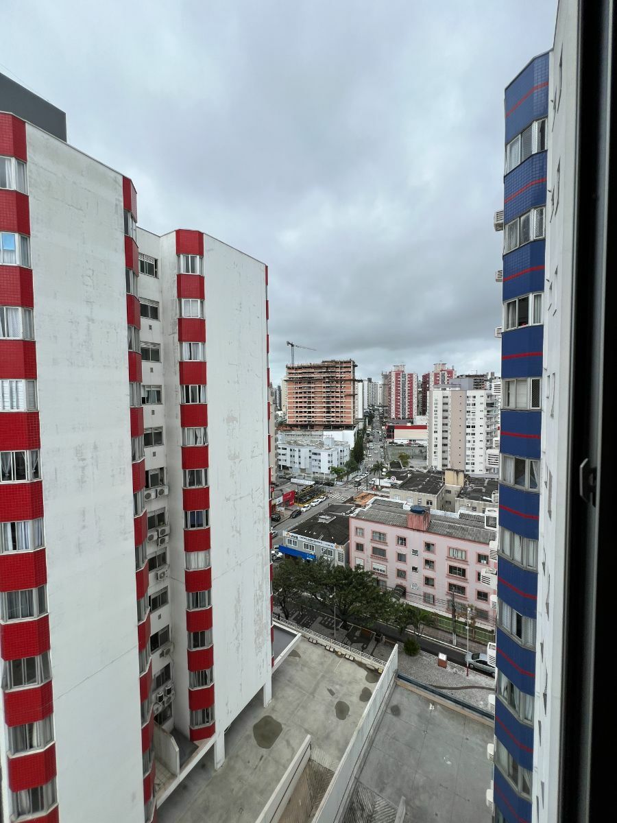 Apartamento à venda com 3 quartos, 136m² - Foto 25