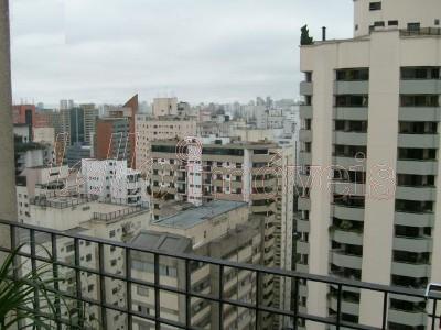 Apartamento à venda com 3 quartos, 272m² - Foto 6