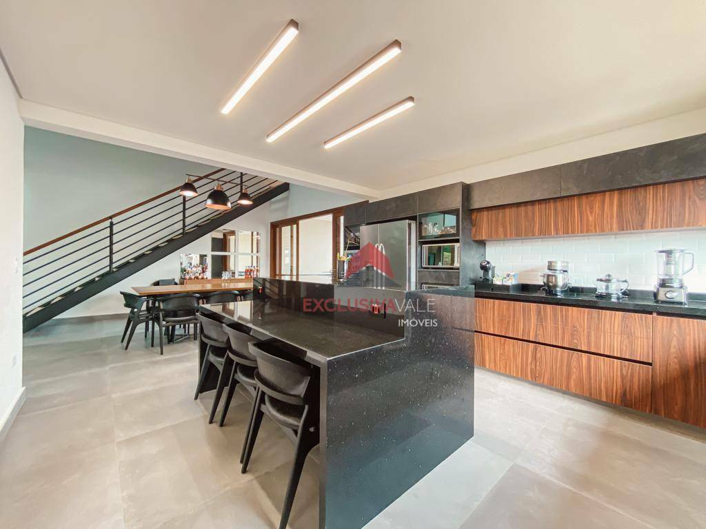 Casa de Condomínio à venda com 5 quartos, 600m² - Foto 11