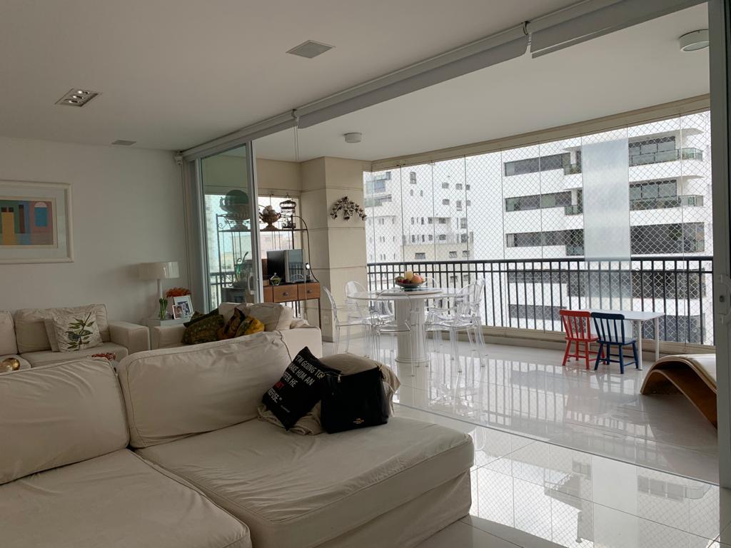 Apartamento à venda com 3 quartos, 200m² - Foto 12