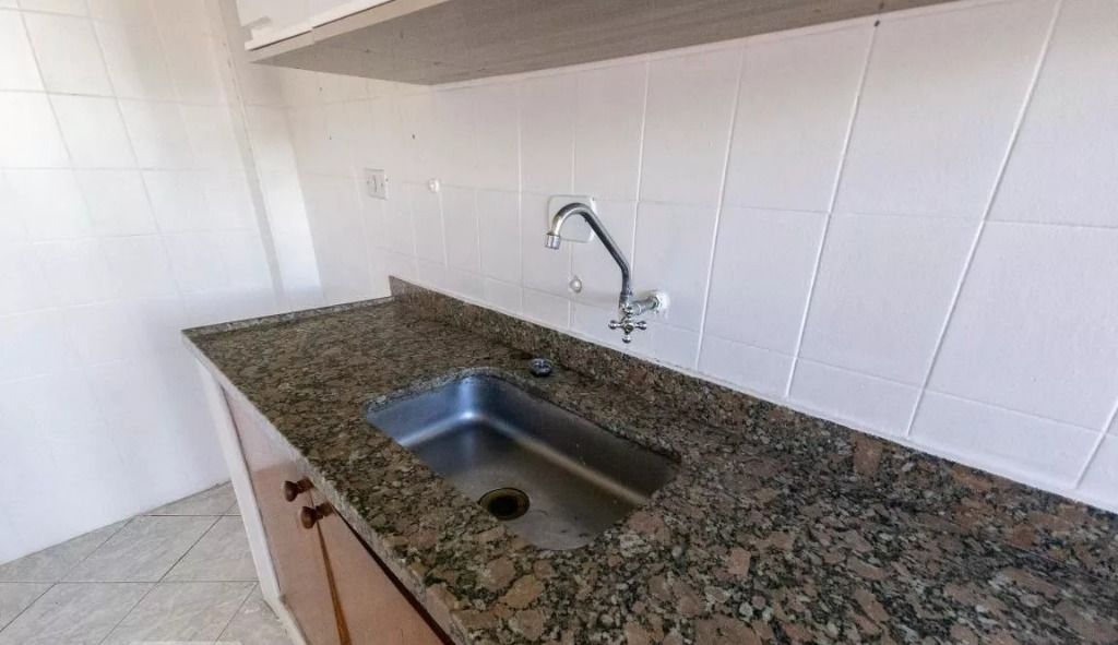 Apartamento à venda com 2 quartos, 70m² - Foto 13