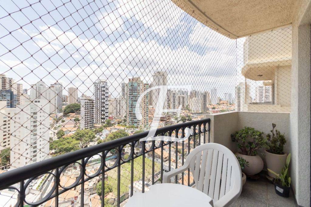 Apartamento à venda com 3 quartos, 142m² - Foto 8