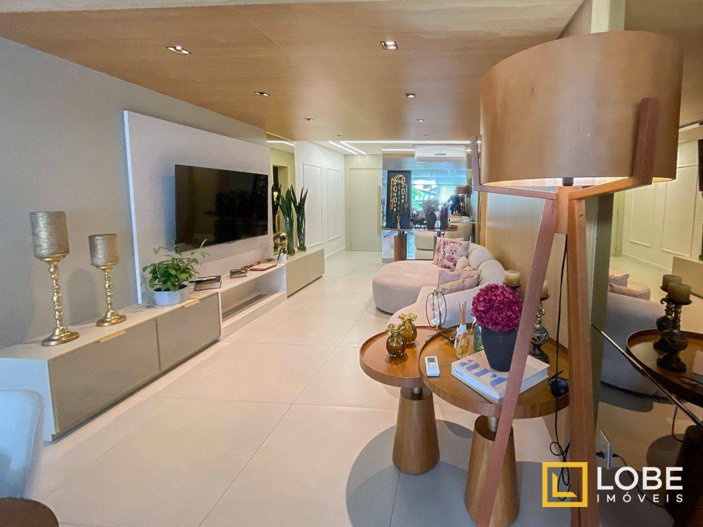 Apartamento à venda com 3 quartos, 146m² - Foto 3