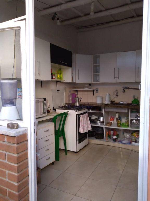 Sobrado à venda com 3 quartos, 182m² - Foto 4