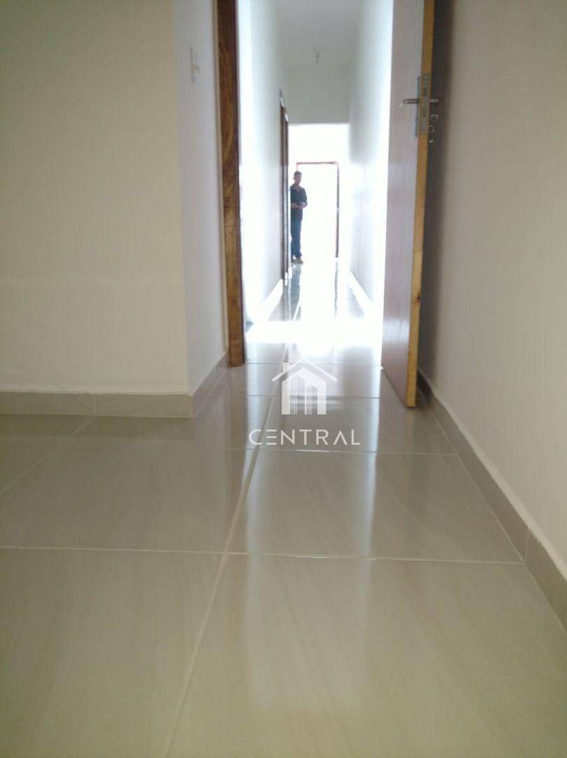 Casa à venda com 2 quartos, 70m² - Foto 13