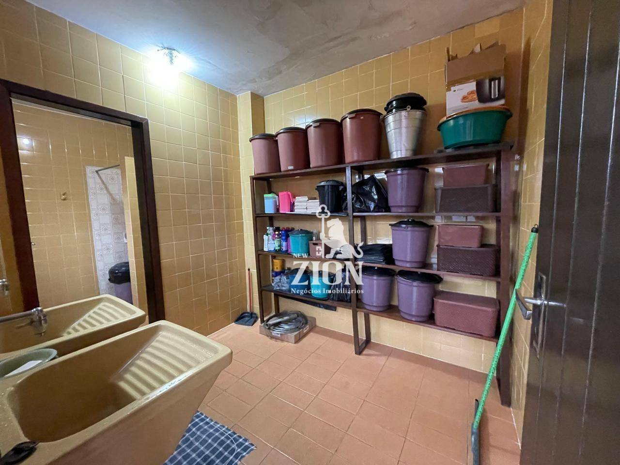 Casa à venda com 3 quartos, 200m² - Foto 21