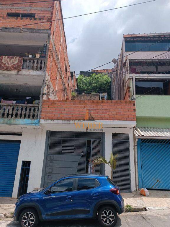 Sobrado à venda com 3 quartos, 80m² - Foto 1