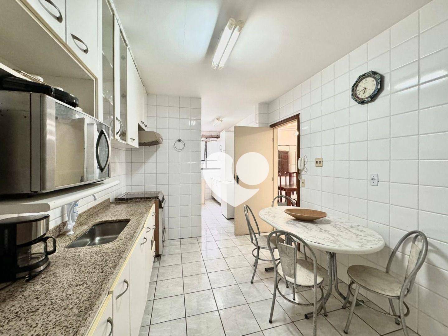 Apartamento à venda com 3 quartos, 129m² - Foto 6