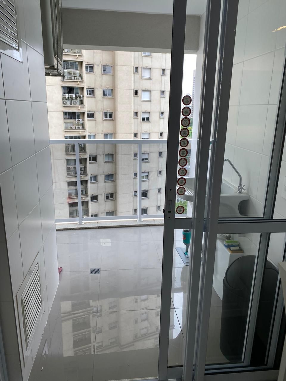 Apartamento à venda com 1 quarto, 49m² - Foto 11