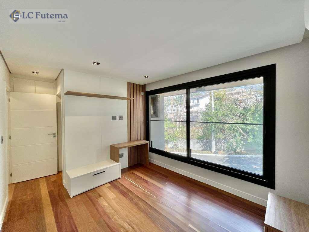 Casa de Condomínio à venda com 4 quartos, 653m² - Foto 56