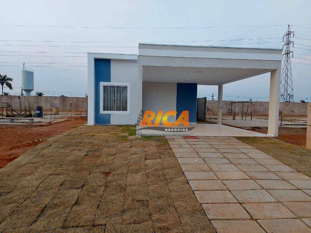 Casa de Condomínio à venda com 3 quartos, 67m² - Foto 2