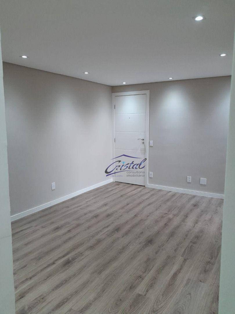 Apartamento à venda com 3 quartos, 68m² - Foto 3