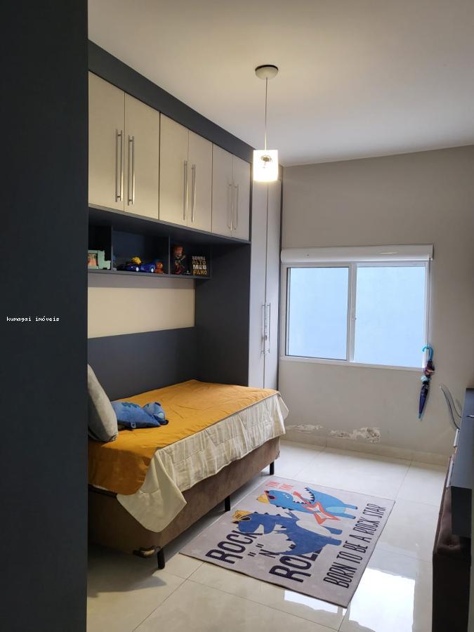 Casa à venda com 3 quartos, 250m² - Foto 10