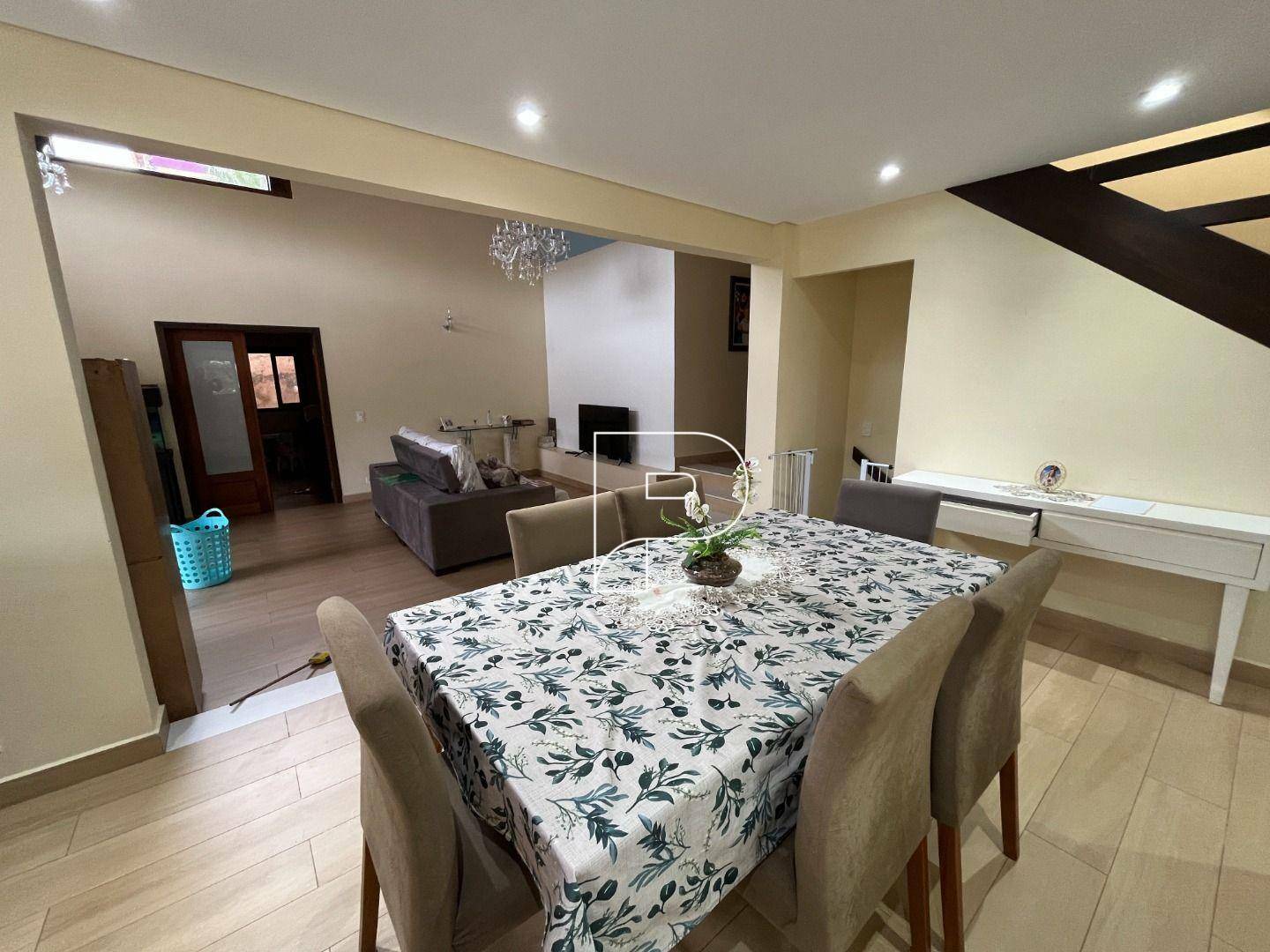 Casa de Condomínio à venda com 4 quartos, 335m² - Foto 9