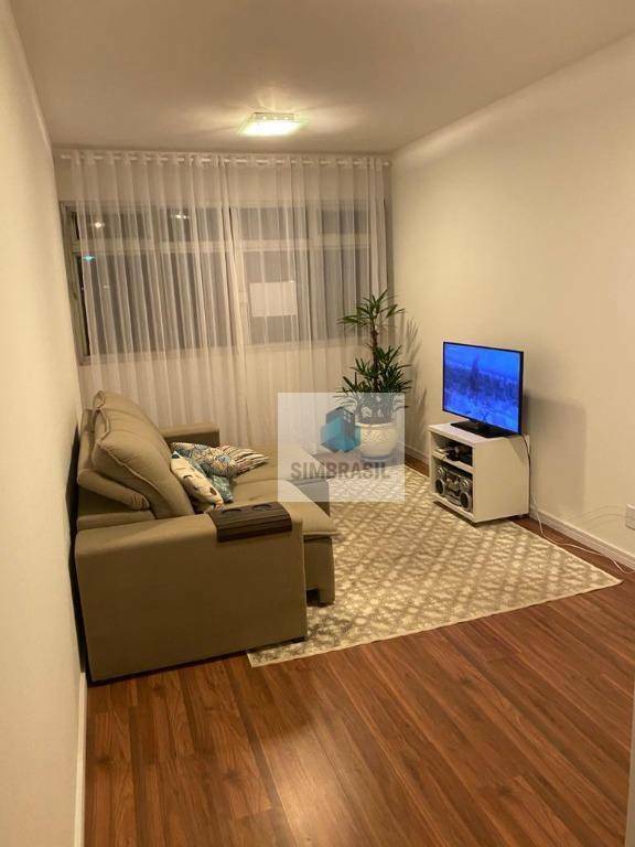 Apartamento à venda com 2 quartos, 68m² - Foto 1