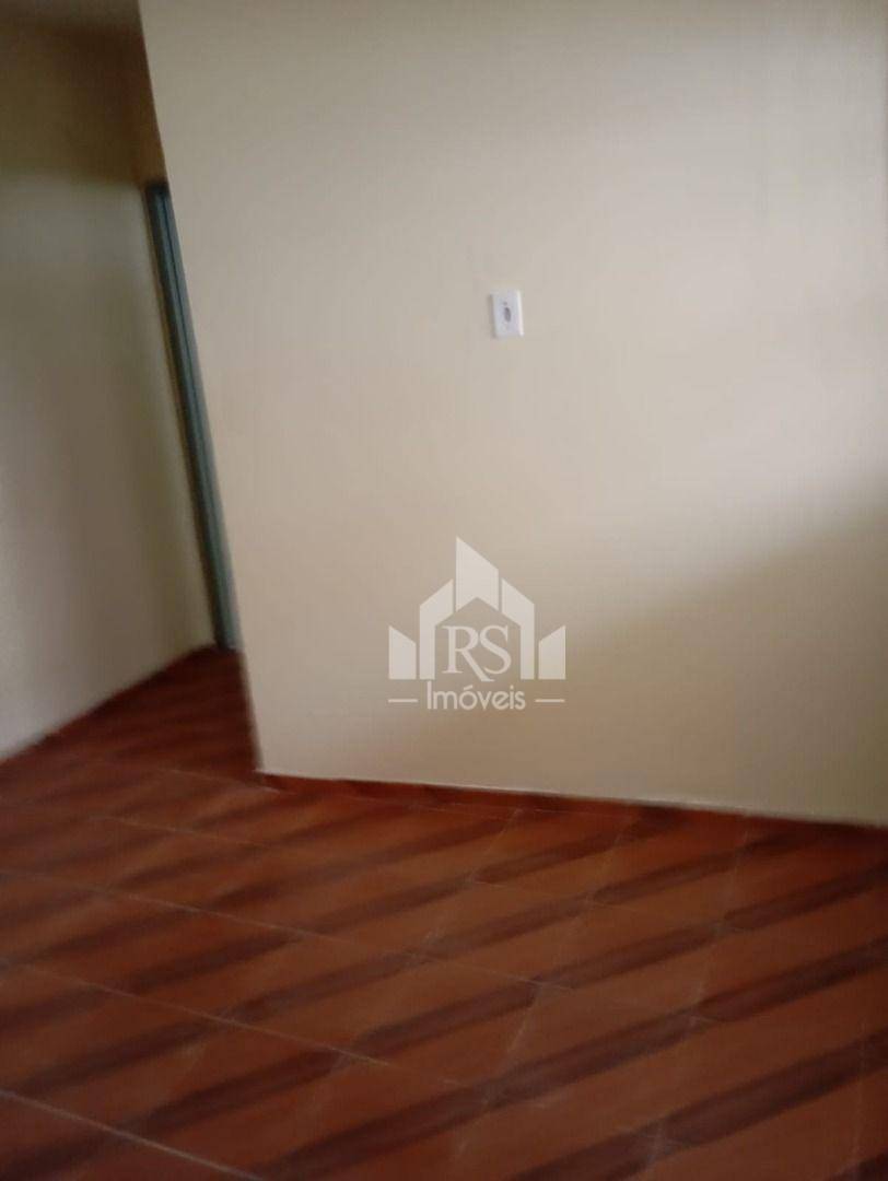 Casa à venda com 1 quarto, 77m² - Foto 3