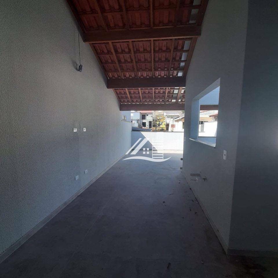 Cobertura à venda com 2 quartos, 150m² - Foto 3