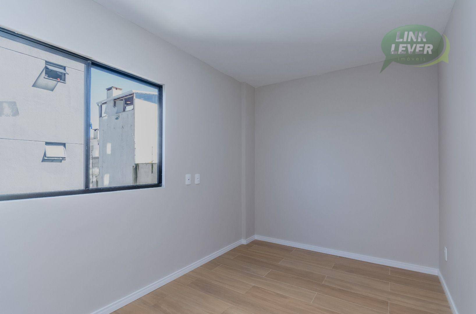 Apartamento para alugar com 2 quartos, 64m² - Foto 38