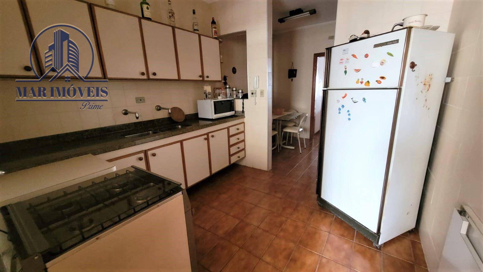 Apartamento à venda com 3 quartos, 140m² - Foto 14