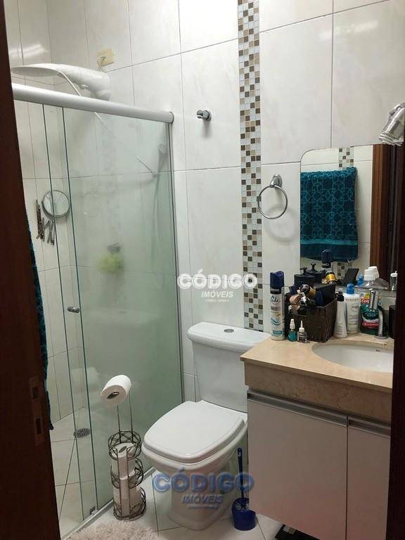 Sobrado à venda com 3 quartos, 200M2 - Foto 11