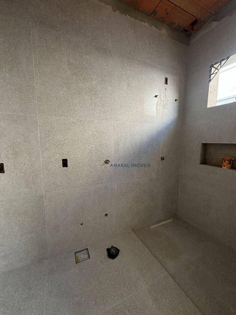 Casa de Condomínio à venda com 3 quartos, 213m² - Foto 6