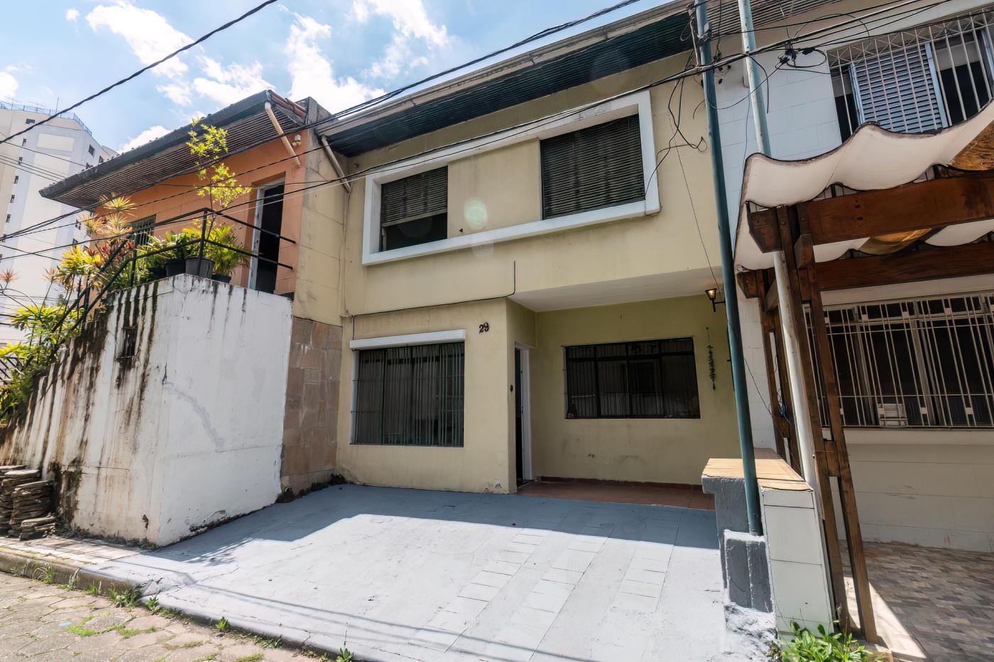 Sobrado para alugar com 4 quartos, 120m² - Foto 1