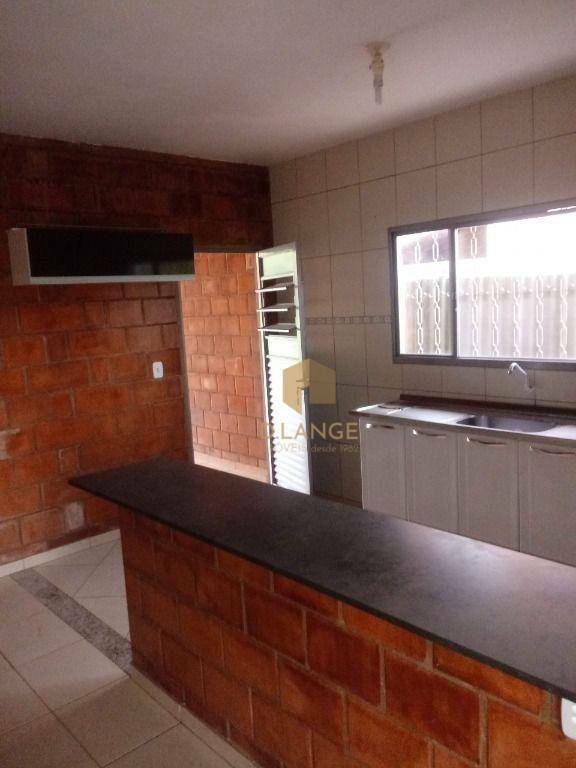 Casa à venda com 8 quartos, 390m² - Foto 2