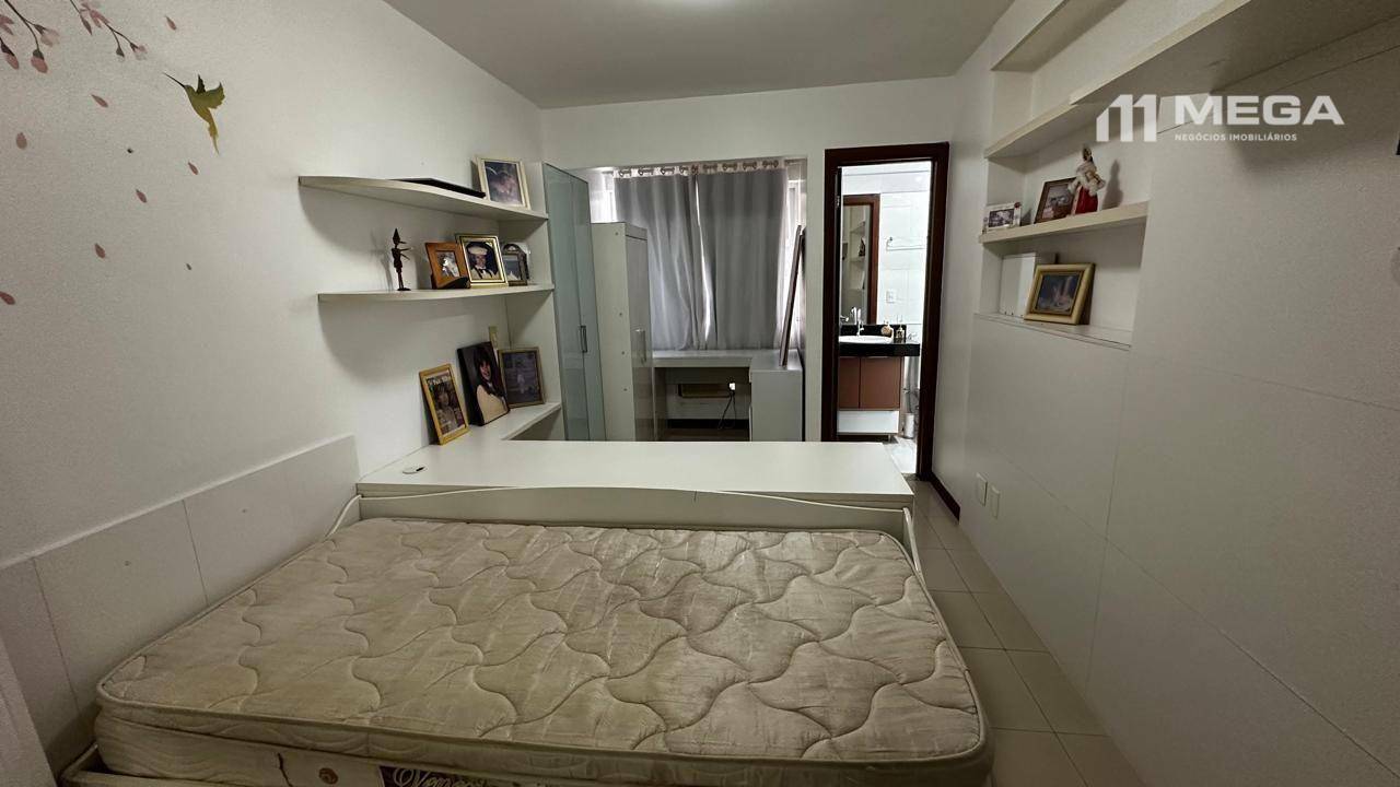 Apartamento à venda com 3 quartos, 156m² - Foto 19