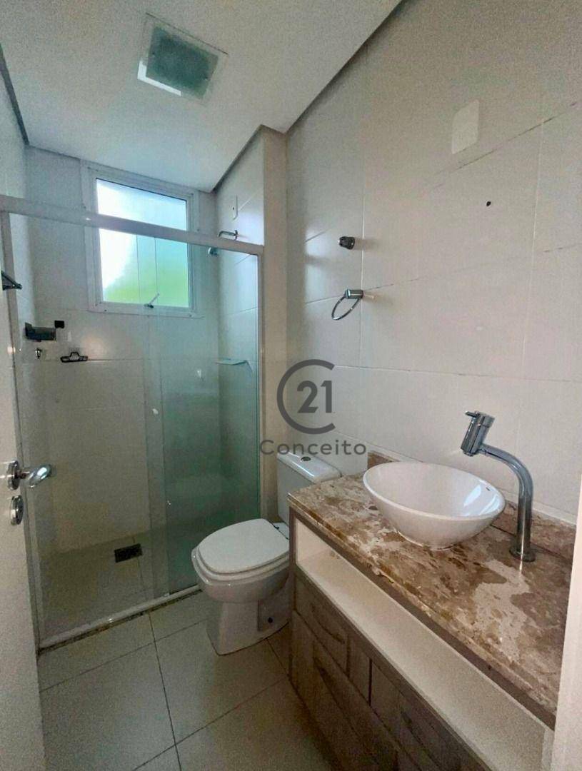 Apartamento para alugar com 3 quartos, 105m² - Foto 16