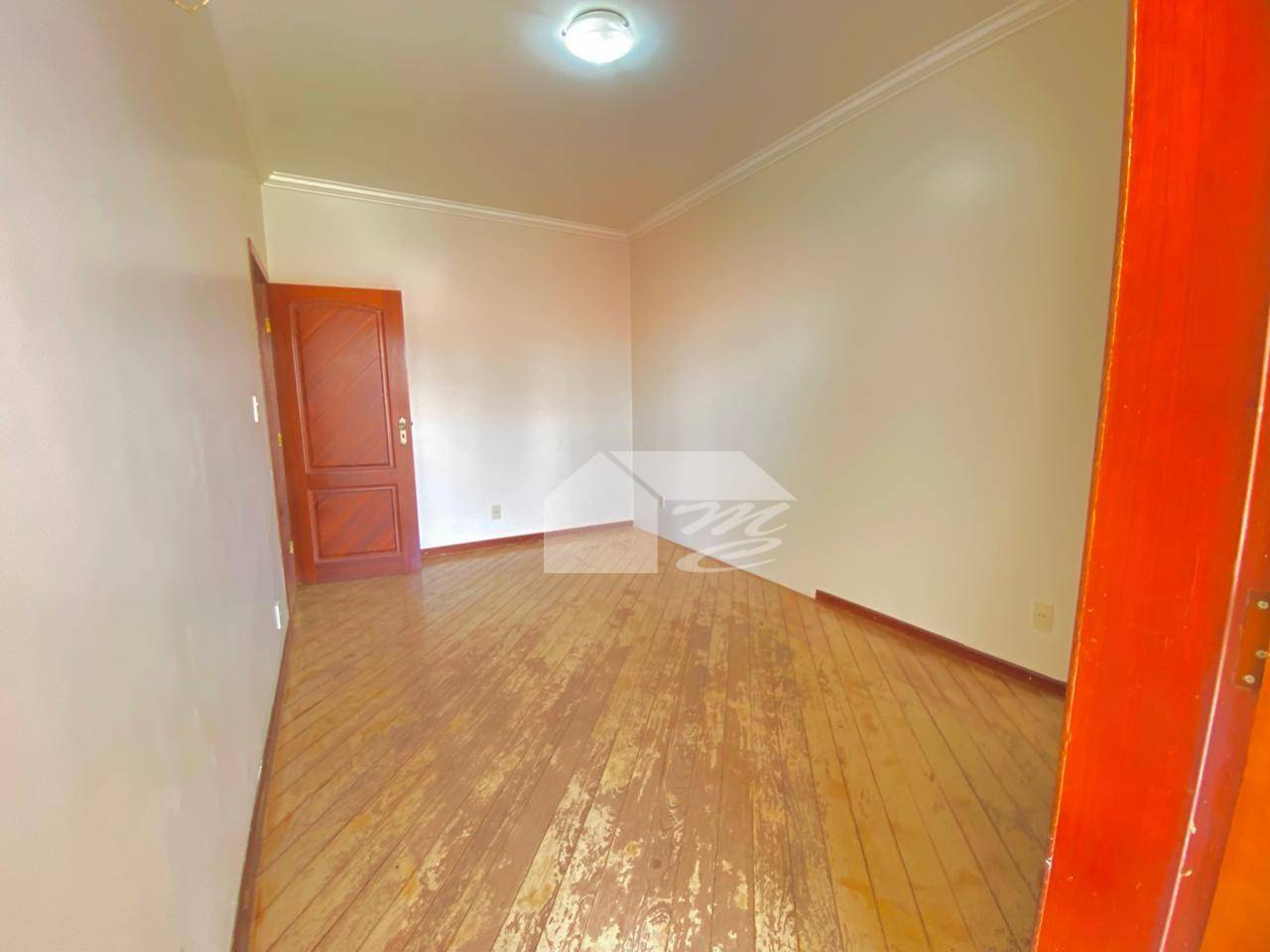 Casa de Condomínio à venda com 4 quartos, 350m² - Foto 25