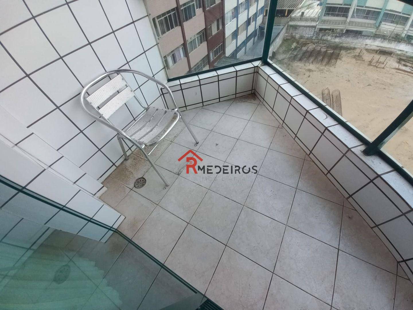 Apartamento à venda com 1 quarto, 47m² - Foto 4