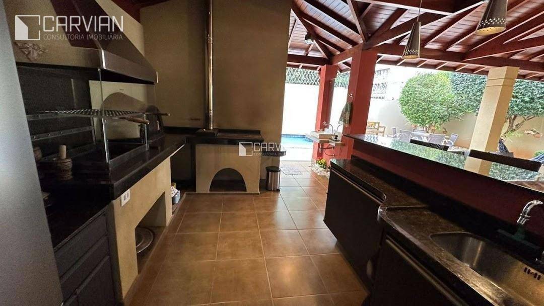 Casa de Condomínio à venda com 4 quartos, 380m² - Foto 26