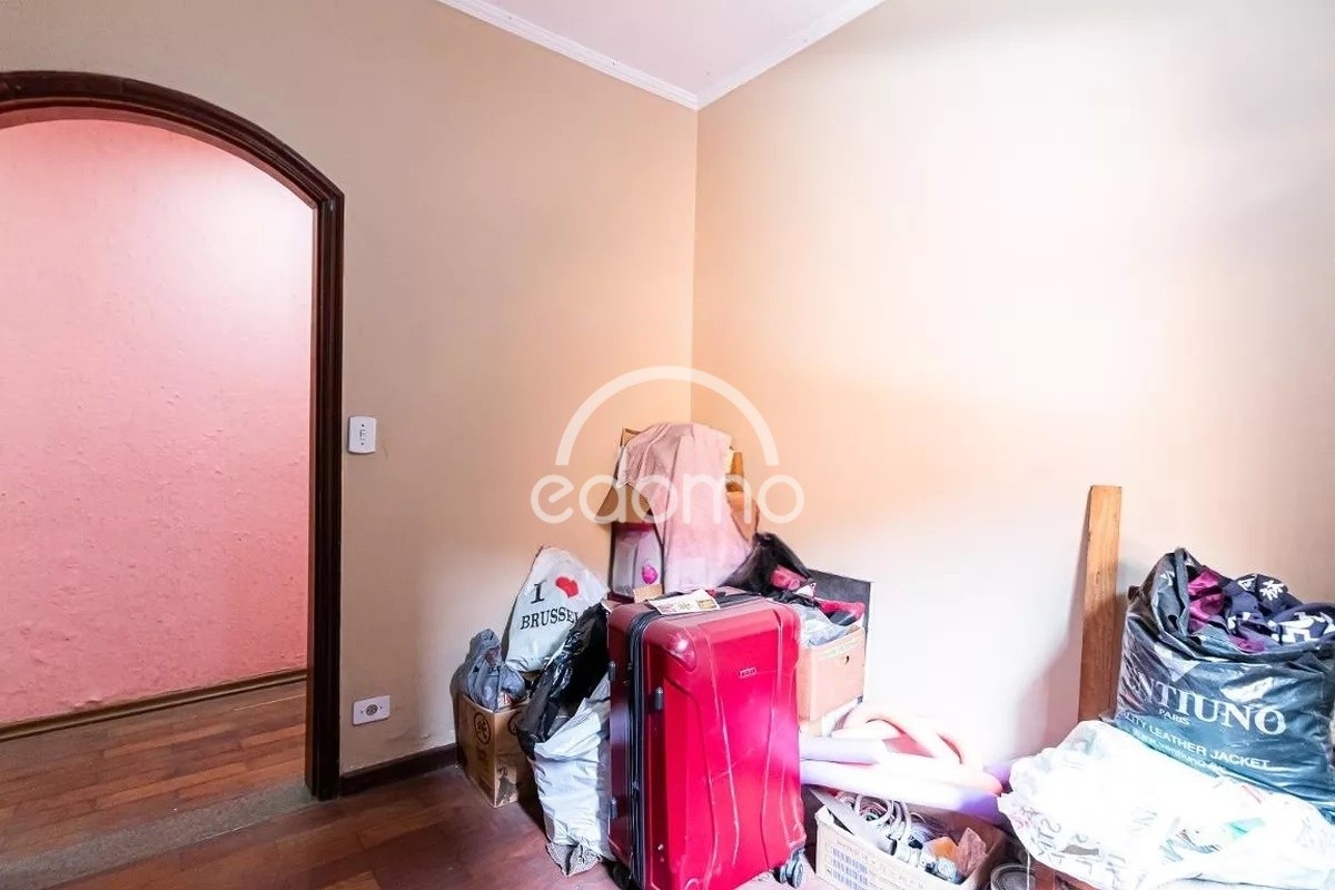 Casa para alugar com 4 quartos, 145m² - Foto 12