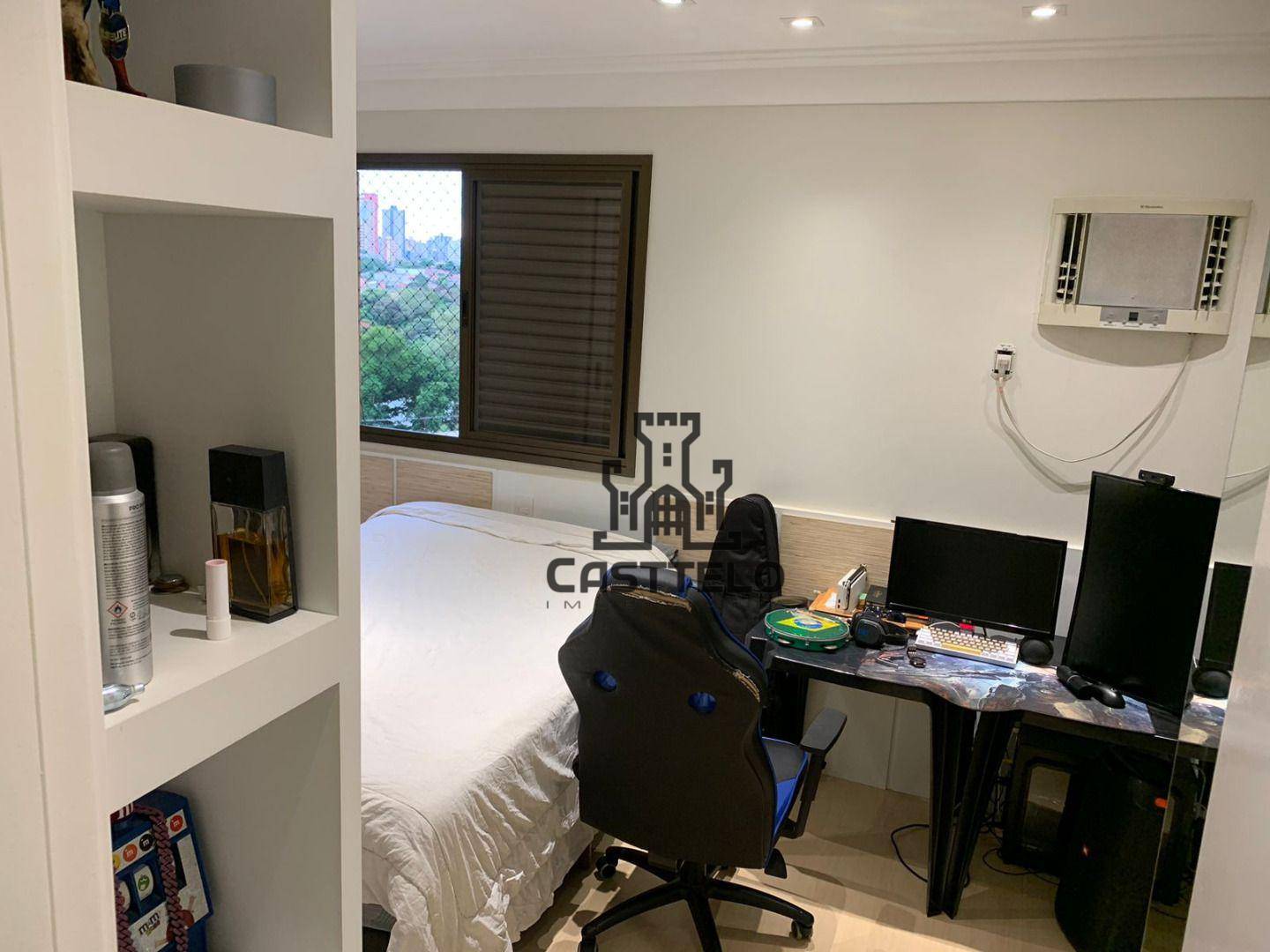 Apartamento à venda com 4 quartos, 214m² - Foto 35