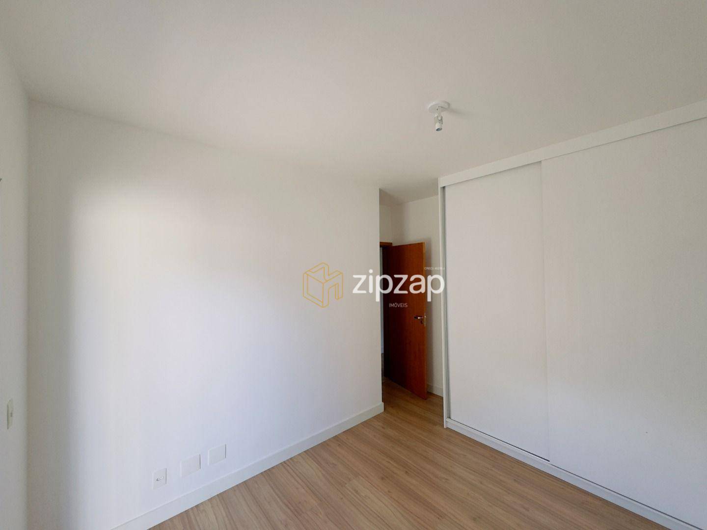 Apartamento para alugar com 3 quartos, 84m² - Foto 4