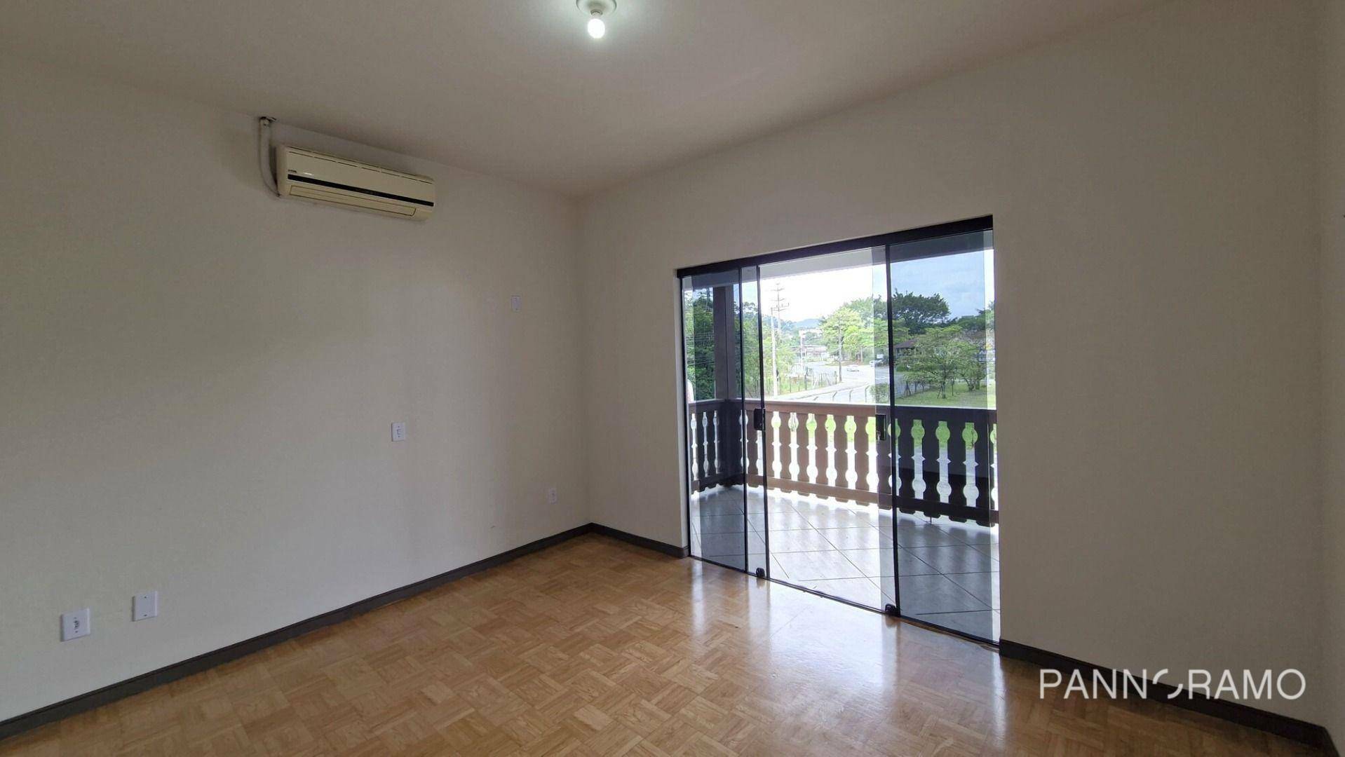 Casa para alugar com 5 quartos, 257m² - Foto 9