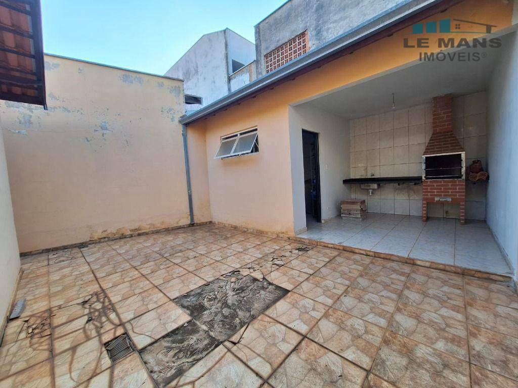 Casa à venda com 2 quartos, 73m² - Foto 3