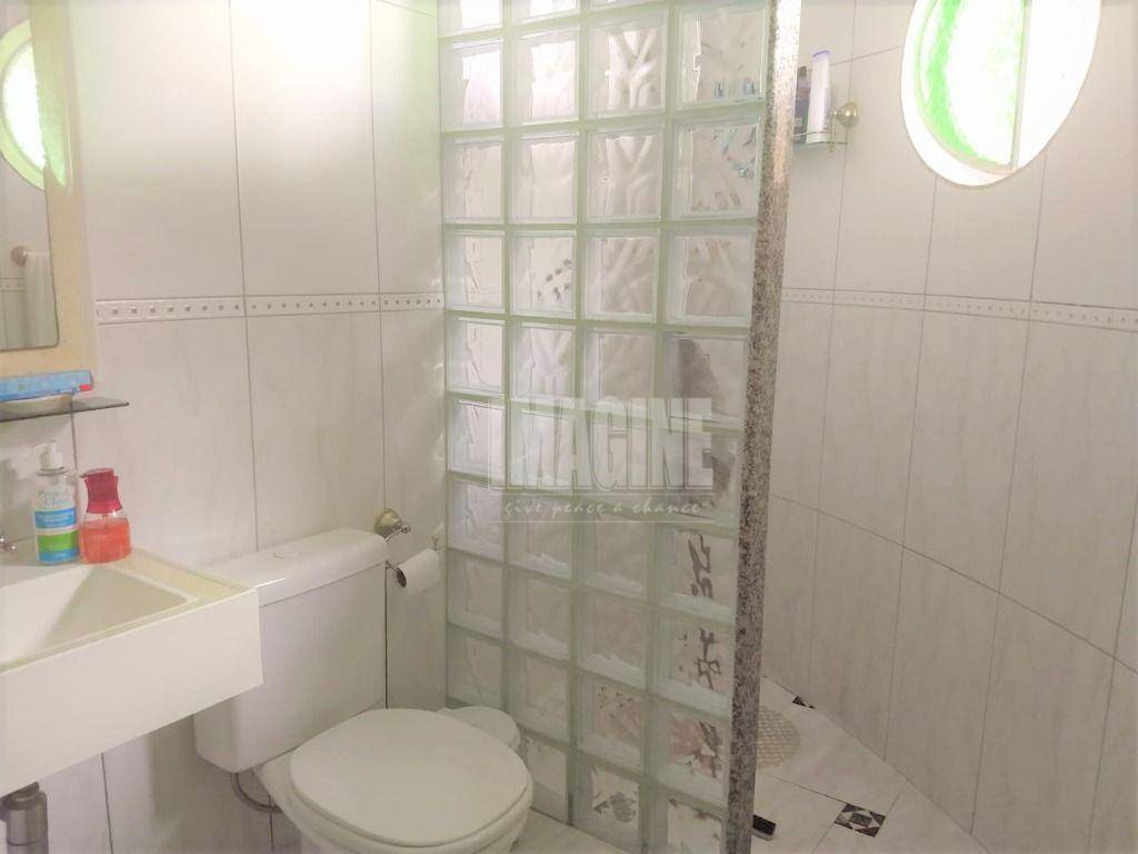 Sobrado à venda com 4 quartos, 290m² - Foto 35