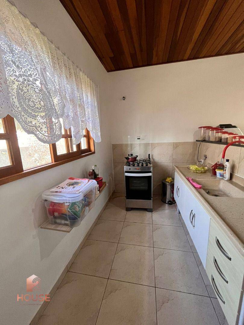 Casa de Condomínio à venda com 3 quartos, 191m² - Foto 42